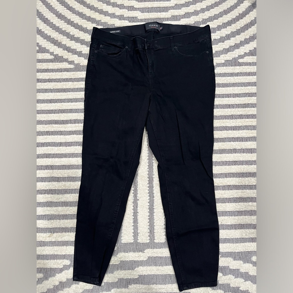 Torrid premium Bombshell Skinny jeans‎